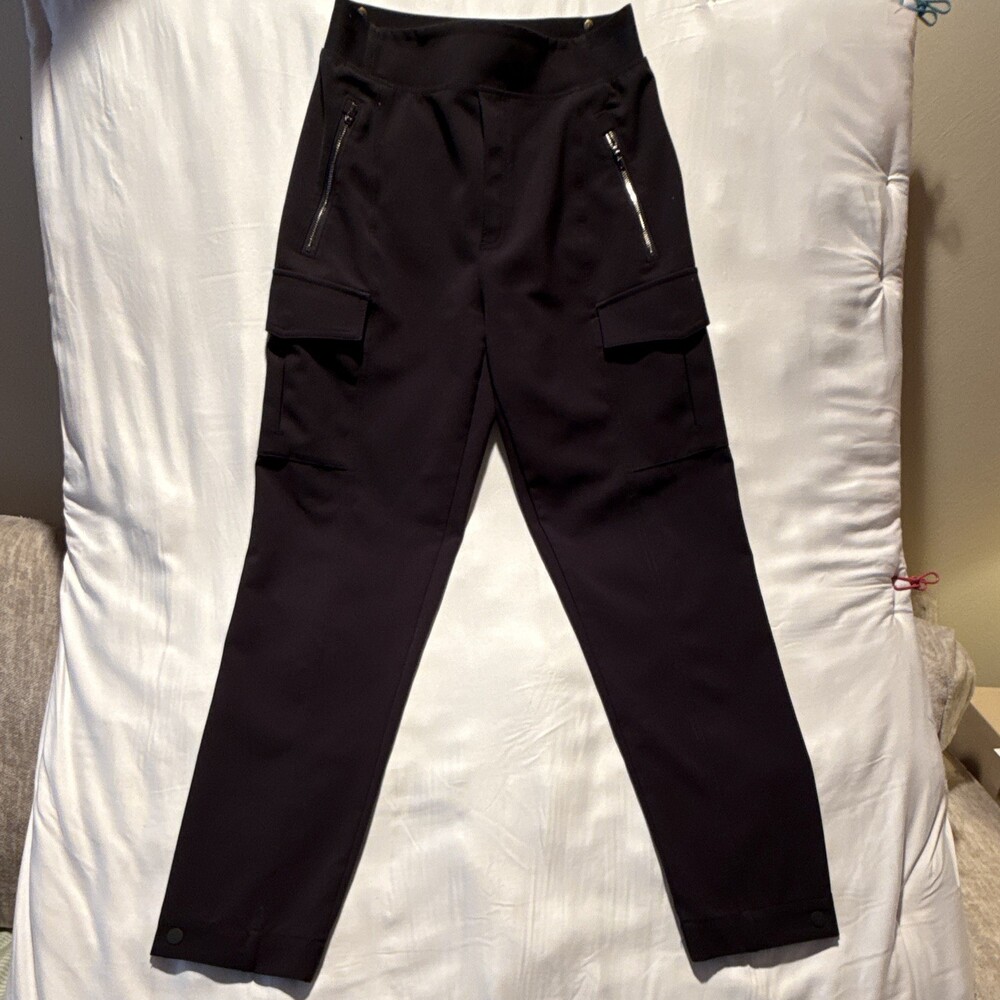Athleta Women’s Size 2 Black Cargo Pants Tapered Ankle Zip Pockets Stretch